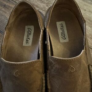 OluKai Men's Tan Leather Slip-On Loafers